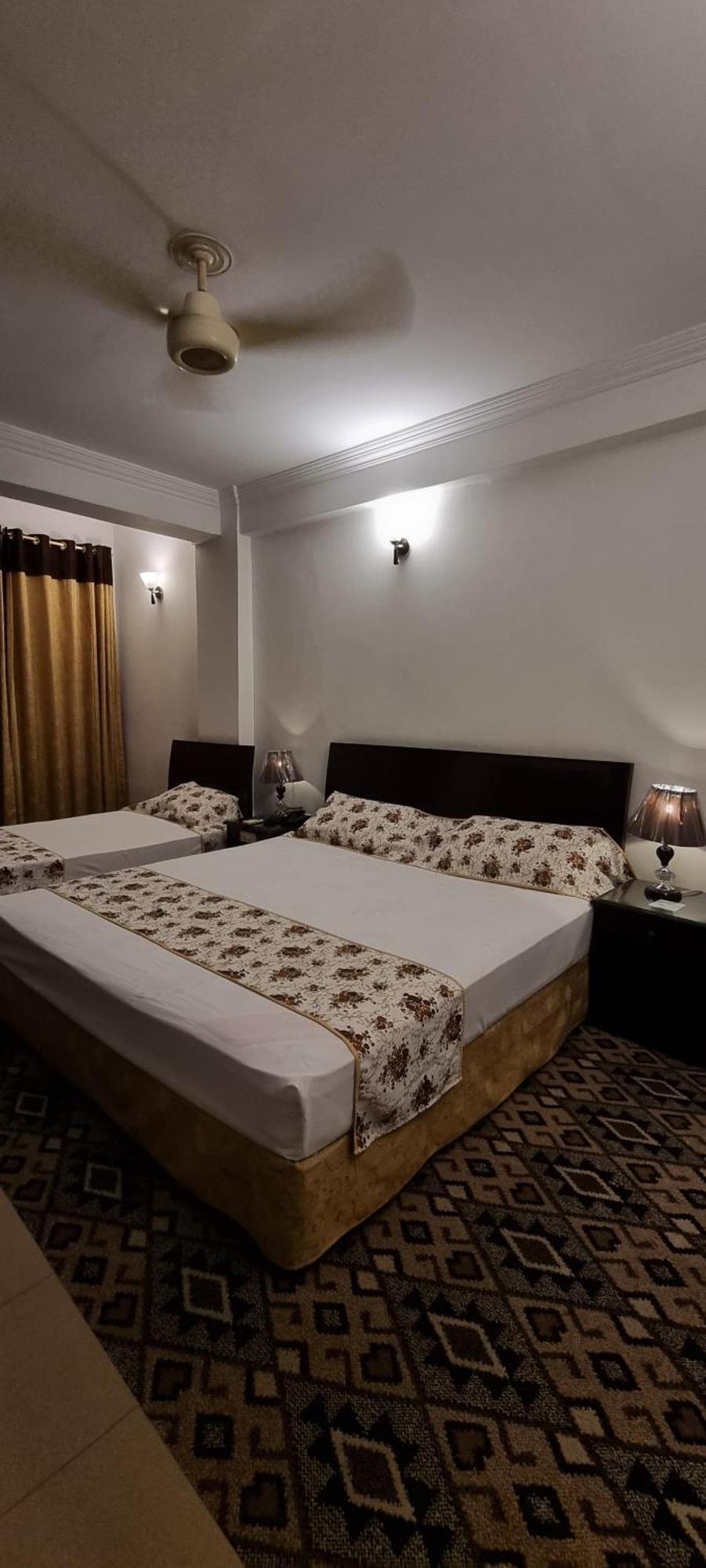 Grace Crown Hotel Islamabad Exterior foto